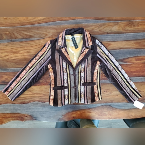 Gorgeous Chaudry Jacket NWT Blazer Ladies Small Brown Velvet Beads and Sequins - Picture 12 of 12